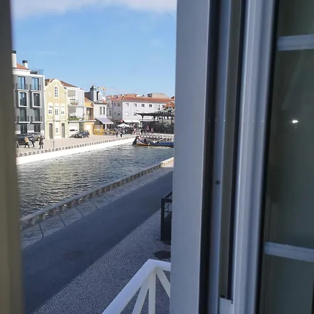 Romantic Flamingos - Beautiful View Over The Canal Appartement Aveiro
