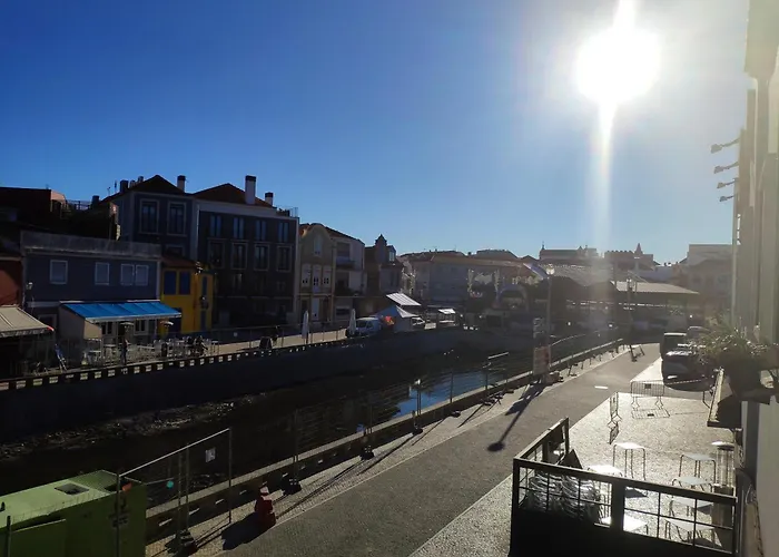 Flamingo's House - Beautiful View Over The Canal Apartment Aveiro
