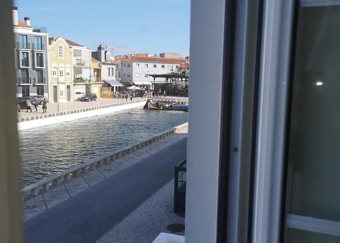 Flamingo's House - Beautiful View Over The Canal Apartment Aveiro